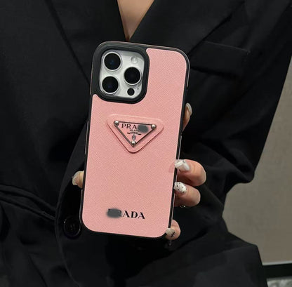 スマホケース 高級感PRA** 耐衝撃・防振性能に優れ、高級感あふれるスマホケースで、iPhone13~17 に対応