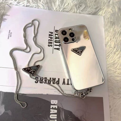 スマホケース  高級感メッキミラースマホケース   ダブルPRA**    耐衝撃・防振性能に優れ、高級感あふれるスマホケースで、iPhone12~16 に対応