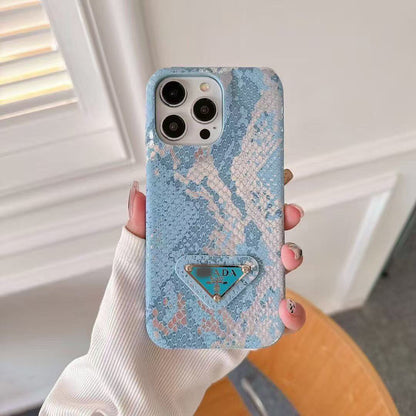 スマホケース  高級感アクリル製スマホケース   ダブルV    耐衝撃・防振性能に優れ、高級感あふれるスマホケースで、iPhone12~17 に対応