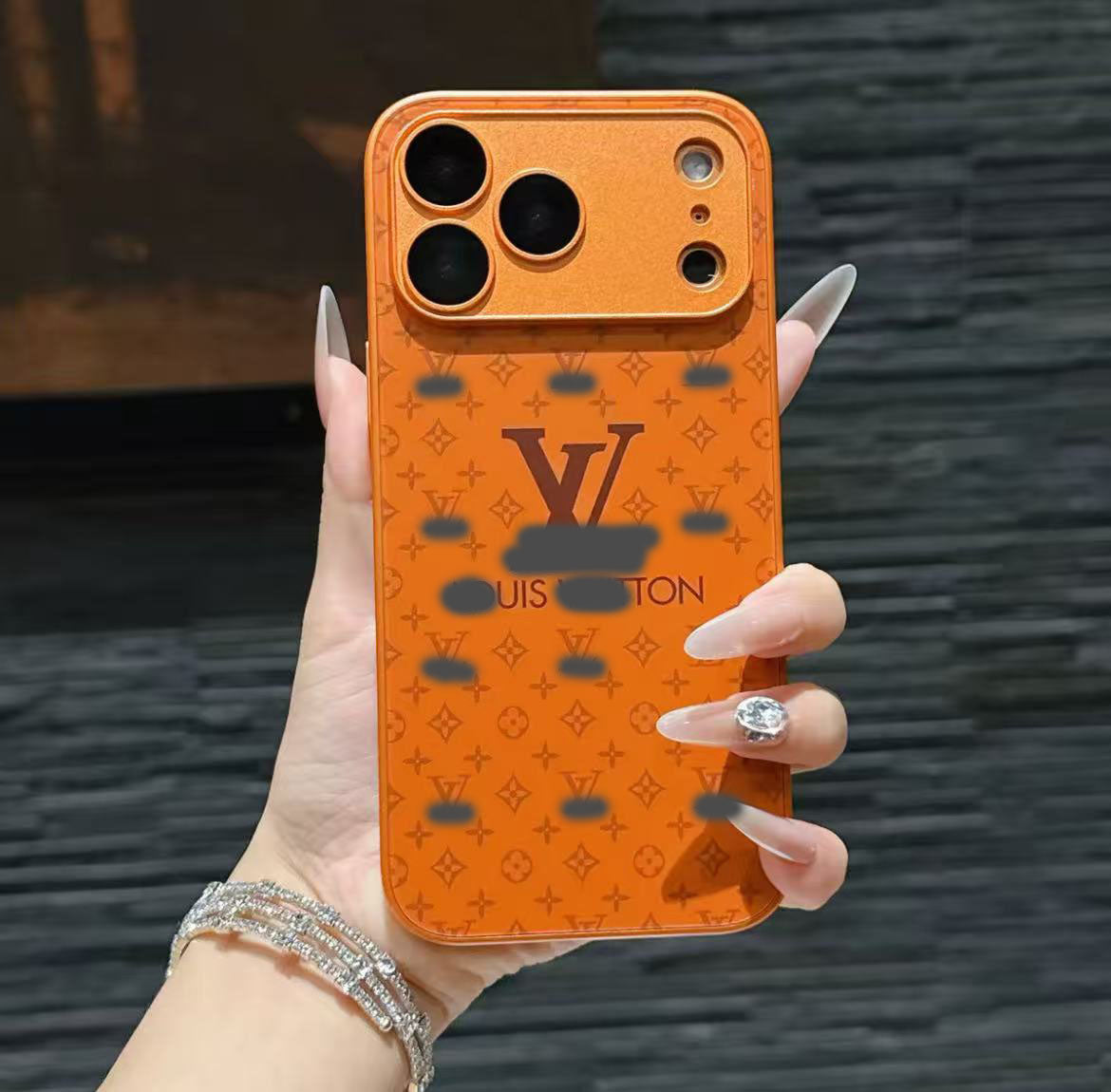 スマホケース ガラス質感 ダブルV レンズ保護付き 耐衝撃・防振性能に優れ、高級感あふれるスマホケースで、iPhone12~17 に対応