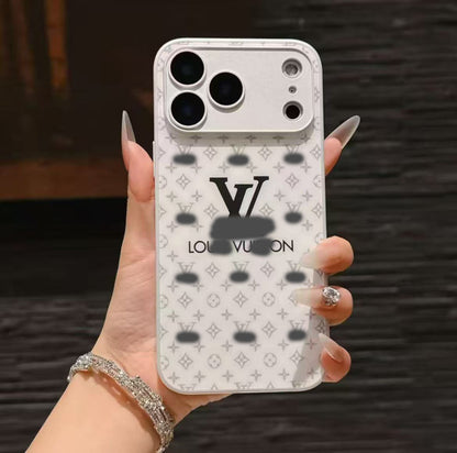 スマホケース ガラス質感 ダブルV レンズ保護付き 耐衝撃・防振性能に優れ、高級感あふれるスマホケースで、iPhone12~17 に対応