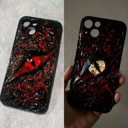 スマホケース （プレオーダー商品） 3D 立体 クルスの眼 悪魔ルミネッセントアイスマホケース 耐衝撃・防振性能に優れ、高級感あふれるスマホケースで、iPhone に対応