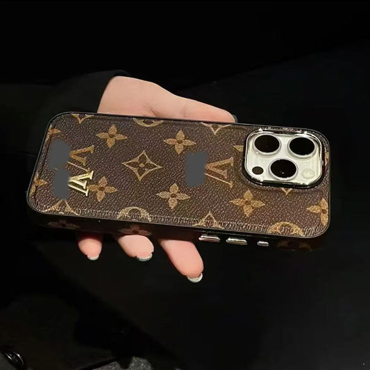 スマホケース  高級感スマホケース   ダブルV  耐衝撃・防振性能に優れ、高級感あふれるスマホケースで、iPhone12~17 に対応