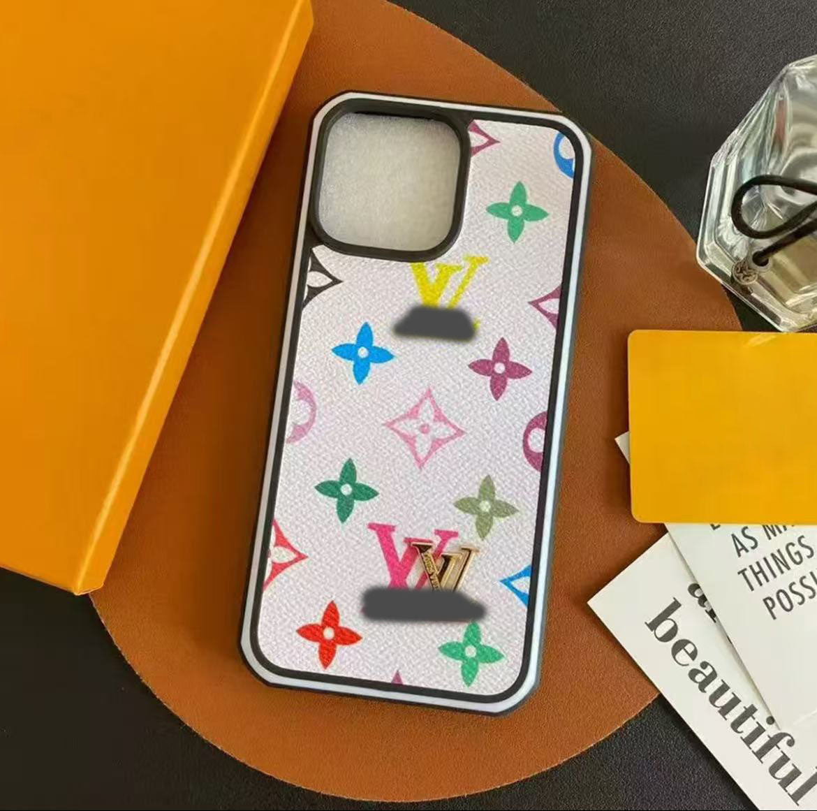 スマホケース  高級感エッジ大窓スマホケース  ダブルV   耐衝撃・防振性能に優れ、高級感あふれるスマホケースで、iPhone12~17 に対応