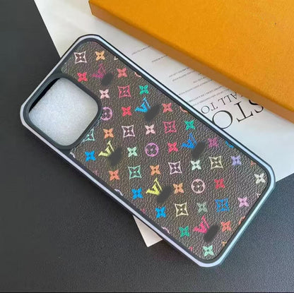 スマホケース  高級感エッジ大窓スマホケース   ダブルV    耐衝撃・防振性能に優れ、高級感あふれるスマホケースで、iPhone12~17 に対応