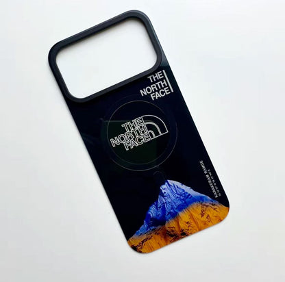 スマホケース  高級感分割式マグネットスマホケース  取り外し・交換可能  ダブルV  バックプレート＋ボトムケース  耐衝撃・防振性能に優れ、高級感あふれるスマホケースで、iPhone12~17 に対応