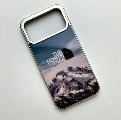 スマホケース  高級感分割式マグネットスマホケース  取り外し・交換可能  ダブルV  バックプレート＋ボトムケース  耐衝撃・防振性能に優れ、高級感あふれるスマホケースで、iPhone12~17 に対応