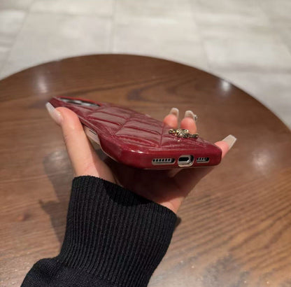 スマホケース  高級感半包装スマホケース ダブルC   耐衝撃・防振性能に優れ、高級感あふれるスマホケースで、iPhone13~17 に対応