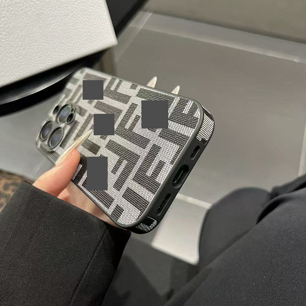 スマホケース  高級感スマホケース  ダブルFEN**    耐衝撃・防振性能に優れ、高級感あふれるスマホケースで、iPhone12~17 に対応