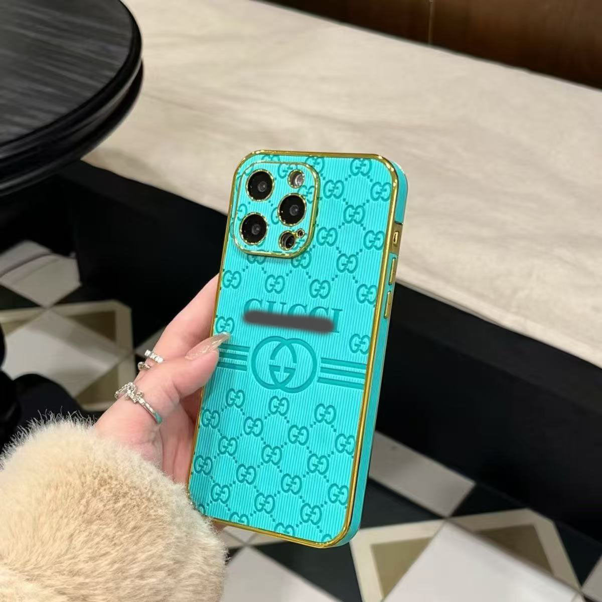 スマホケース  高級感メッキスマホケース  ダブルＧ   耐衝撃・防振性能に優れ、高級感あふれるスマホケースで、iPhone12~17 に対応