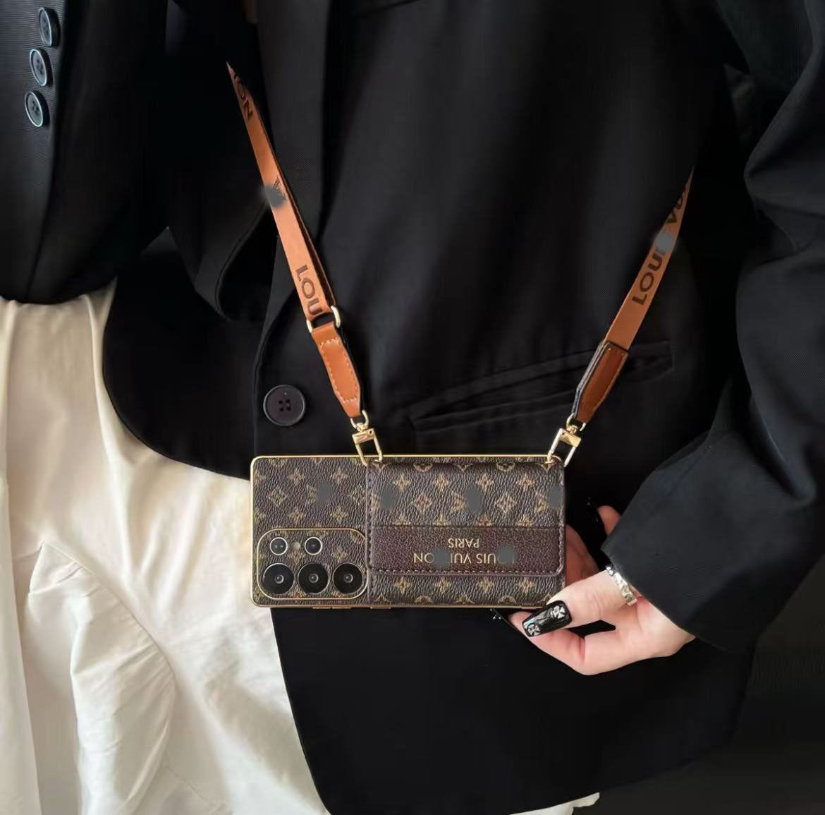 スマホケース  高級感ストラップ付き＋カードポケット付きスマホケース ダブルVL  Galaxy 専用 耐衝撃・防振性能に優れ、高級感あふれるスマホケースで、 Galaxy に対応