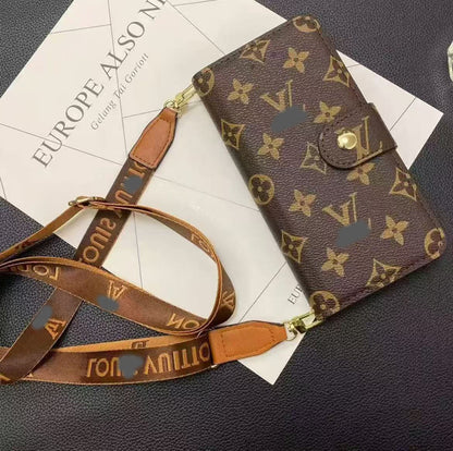 スマホケース  手帳型  高級感 ダブルＶ  耐衝撃・防振性能に優れ、高級感あふれるスマホケースで、iPhone12~17 に対応