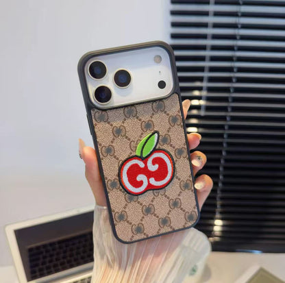 スマホケース  高級感刺繍柄スマホケース  ダブルG  耐衝撃・防振性能に優れ、高級感あふれるスマホケースで、iPhone12~17 に対応