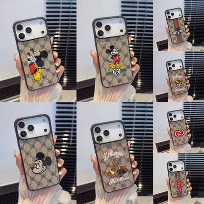 スマホケース  高級感刺繍柄スマホケース  ダブルG  耐衝撃・防振性能に優れ、高級感あふれるスマホケースで、iPhone12~17 に対応