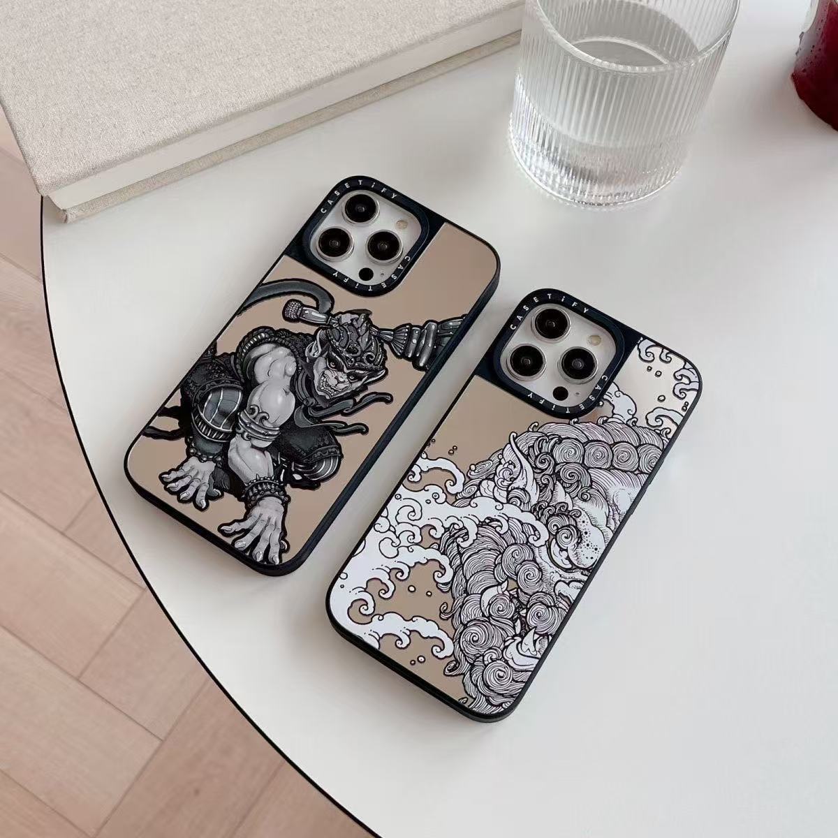 スマホケース  ケースTIFY 鏡面仕上げの白黒波模様スマホケース！ 耐衝撃・防振性能に優れ、高級感あふれるスマホケースで、iPhone12~16 に対応