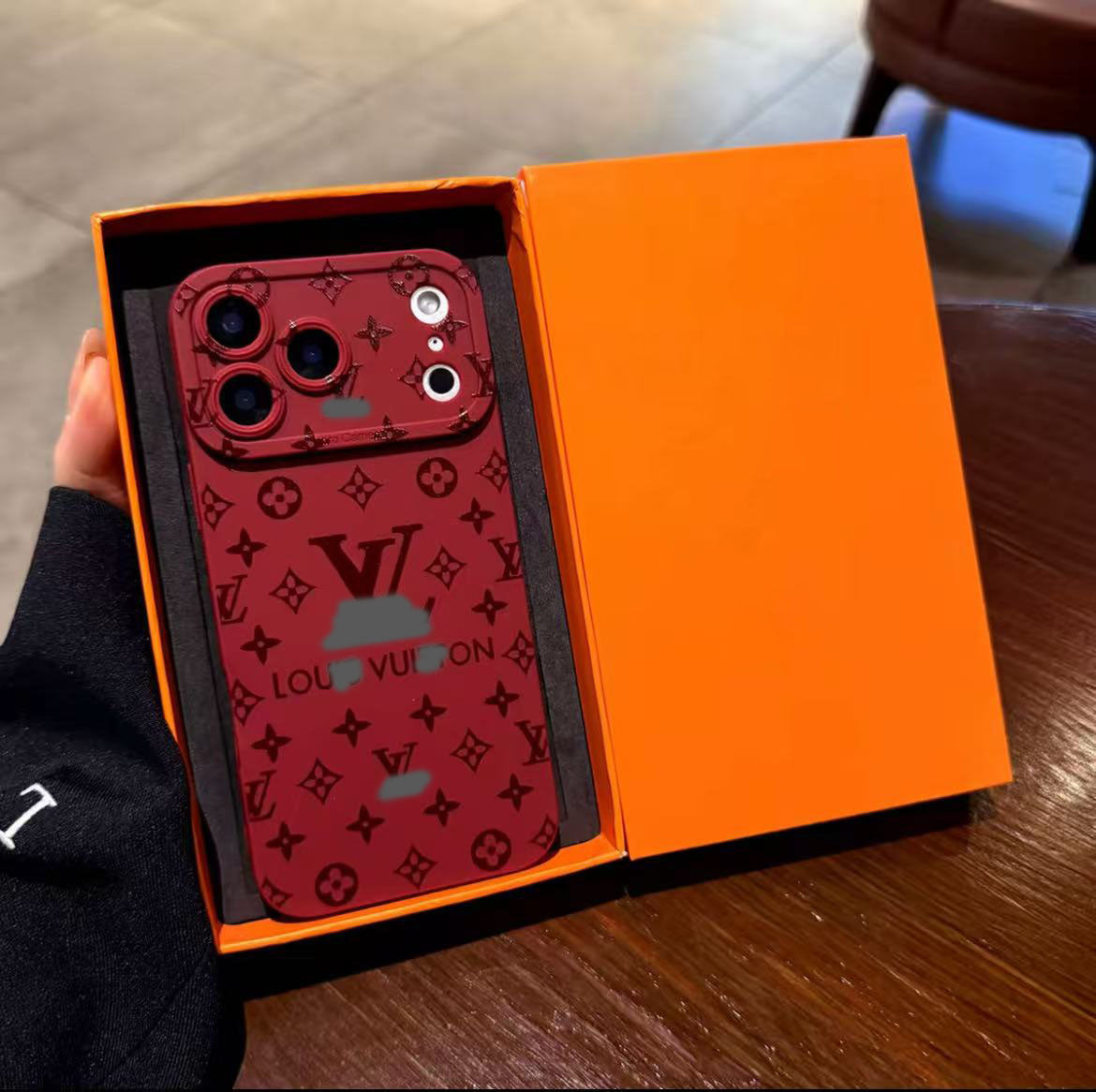 スマホケース  ダブルV 15色   耐衝撃・防振性能に優れ、高級感あふれるスマホケースで、iPhone11~17 に対応