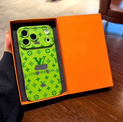 スマホケース  ダブルV 15色   耐衝撃・防振性能に優れ、高級感あふれるスマホケースで、iPhone11~17 に対応