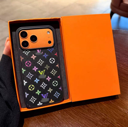 スマホケース  高級感サブレザーカラフルフラワー柄スマホケース  ダブルV  耐衝撃・防振性能に優れ、高級感あふれるスマホケースで、iPhone13~17 に対応