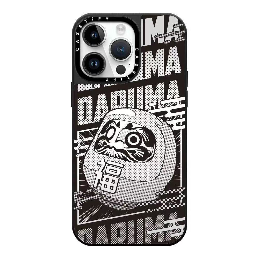 スマホケース  だるま＆招き猫柄スマホケース！ 縁起物のコンビで幸運を招き  耐衝撃・防振性能に優れ、高級感あふれるスマホケースで、iPhone12~16 に対応