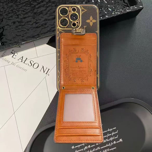 スマホケース  高級感カードポケット付きスマホケース  ダブルV  耐衝撃・防振性能に優れ、高級感あふれるスマホケースで、iPhone13~17 に対応