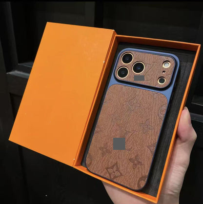 スマホケース  高級感レトロ木目柄スマホケース  ダブルV  耐衝撃・防振性能に優れ、高級感あふれるスマホケースで、iPhone13~17 に対応