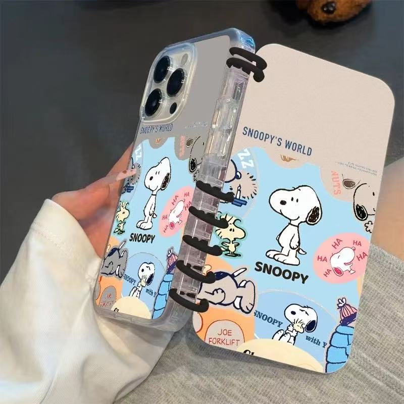 本型スマホケース  スヌーピの愛らしい柄が魅力的なスマホケースです！  手帳型スマホケース  キャラクターの柔らかい 折りたたみ式 ノート型 スマホケース  iPhone に対応