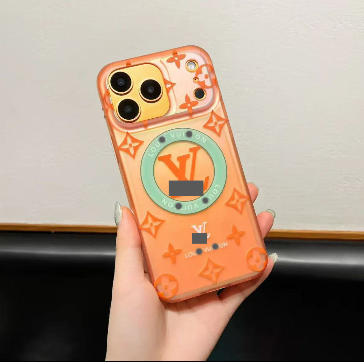 スマホケース  高級感ドパミン  マグネット式スマホケース  ダブルV  耐衝撃・防振性能に優れ、高級感あふれるスマホケースで、iPhone13~17 に対応