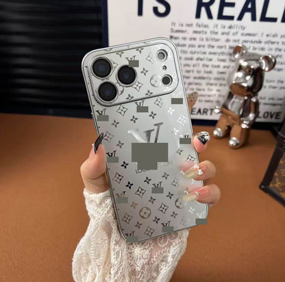 #03  スマホケース  メッキ加工   耐衝撃・防振性能に優れ、iPhone11~17 に対応