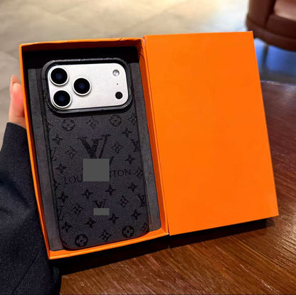 スマホケース  高級感大きな窓付きスマホケース   ダブルV  耐衝撃・防振性能に優れ、高級感あふれるスマホケースで、iPhone11~17 に対応