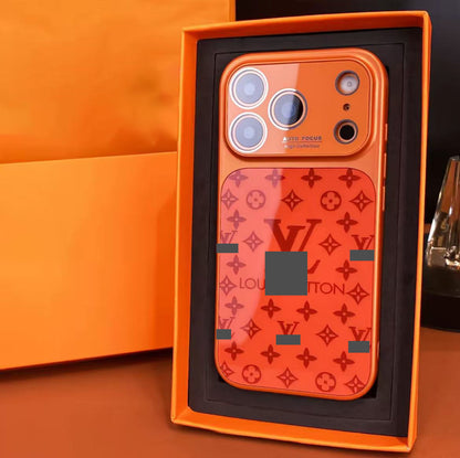 スマホケース  高級感リキッドシリコン＋アクリル スマホケース   ダブルV  耐衝撃・防振性能に優れ、高級感あふれるスマホケースで、iPhone14~17 に対応