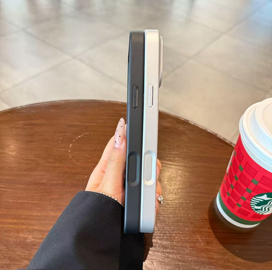 スマホケース  高級感ポスターテーマ  レザー製スマホケース   ダブルV  耐衝撃・防振性能に優れ、高級感あふれるスマホケースで、iPhone13~17 に対応