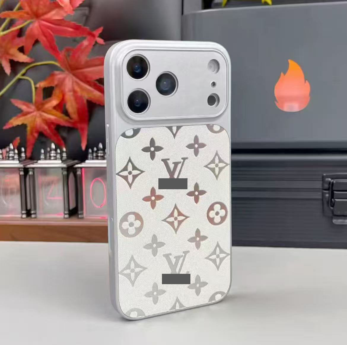 スマホケース  高級感ラミネート加工スマホケース   ダブルV  耐衝撃・防振性能に優れ、高級感あふれるスマホケースで、iPhone14~17 に対応