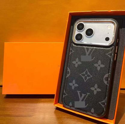 スマホケース  高級感大きな窓付きスマホケース  ダブルV  耐衝撃・防振性能に優れ、高級感あふれるスマホケースで、iPhone12~17 に対応