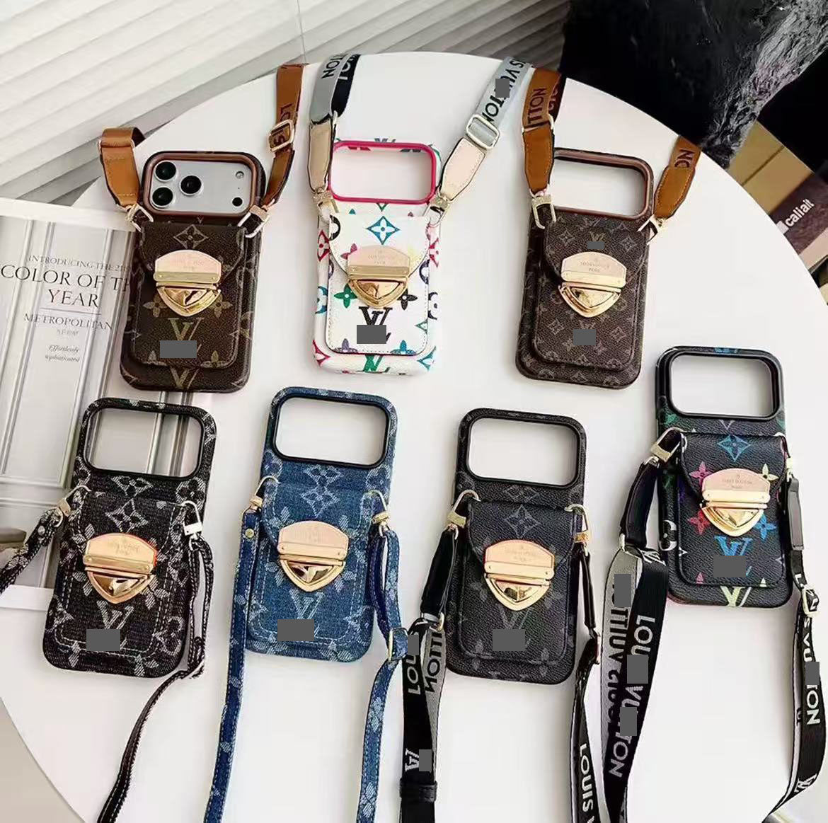 #510  スマホケース  ストラップ付き カード収納付き  耐衝撃・防振性能に優れ、iPhone に対応