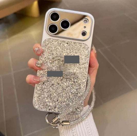 スマホケース  高級感キラキラグリッタースマホケース  ダブルC  耐衝撃・防振性能に優れ、高級感あふれるスマホケースで、iPhone14~17 に対応