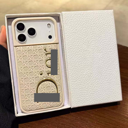 #34  スマホケース  編み目柄スマホケース   耐衝撃・防振性能に優れ、iPhone13-17 に対応