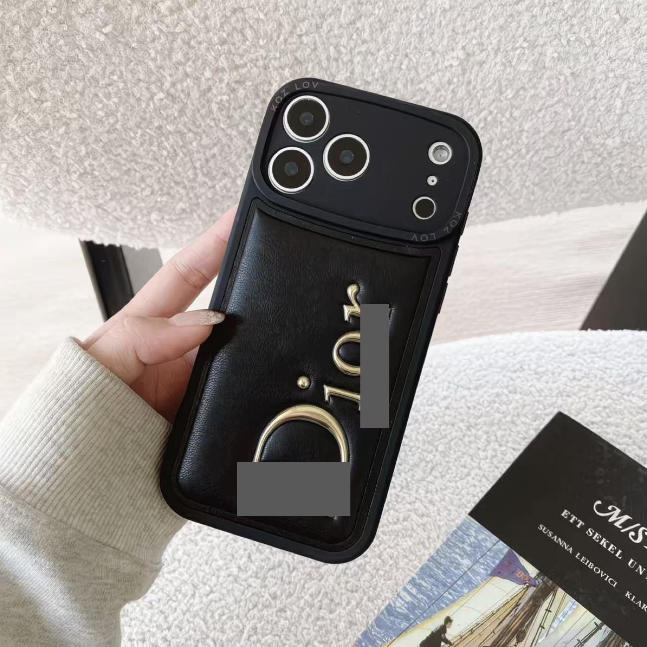 スマホケース  高級感DI**  大ロゴ  耐衝撃・防振性能に優れ、高級感あふれるスマホケースで、iPhone12-17 に対応