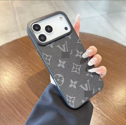 スマホケース 高級感大きな窓付きスマホケース ダブルV 耐衝撃・防振性能に優れ、高級感あふれるスマホケースで、iPhone12~17 に対応