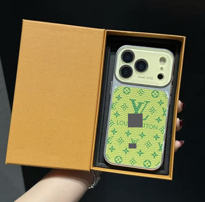 #24  スマホケース  高級感  耐衝撃・防振性能に優れ、iPhone14~17 に対応