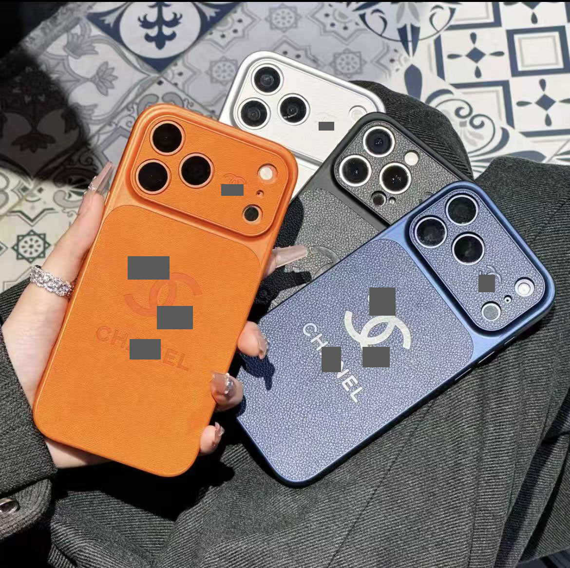 #32スマホケース    耐衝撃・防振性能に優れ、高級感あふれるスマホケースで、iPhone14-17 に対応