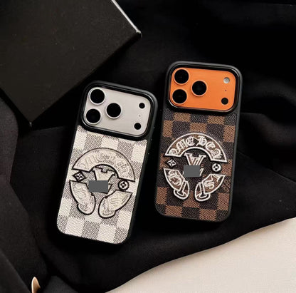 スマホケース    高級感刺繍スマホケース  ダブルV  耐衝撃・防振性能に優れ、高級感あふれるスマホケースで、iPhone14-17 に対応