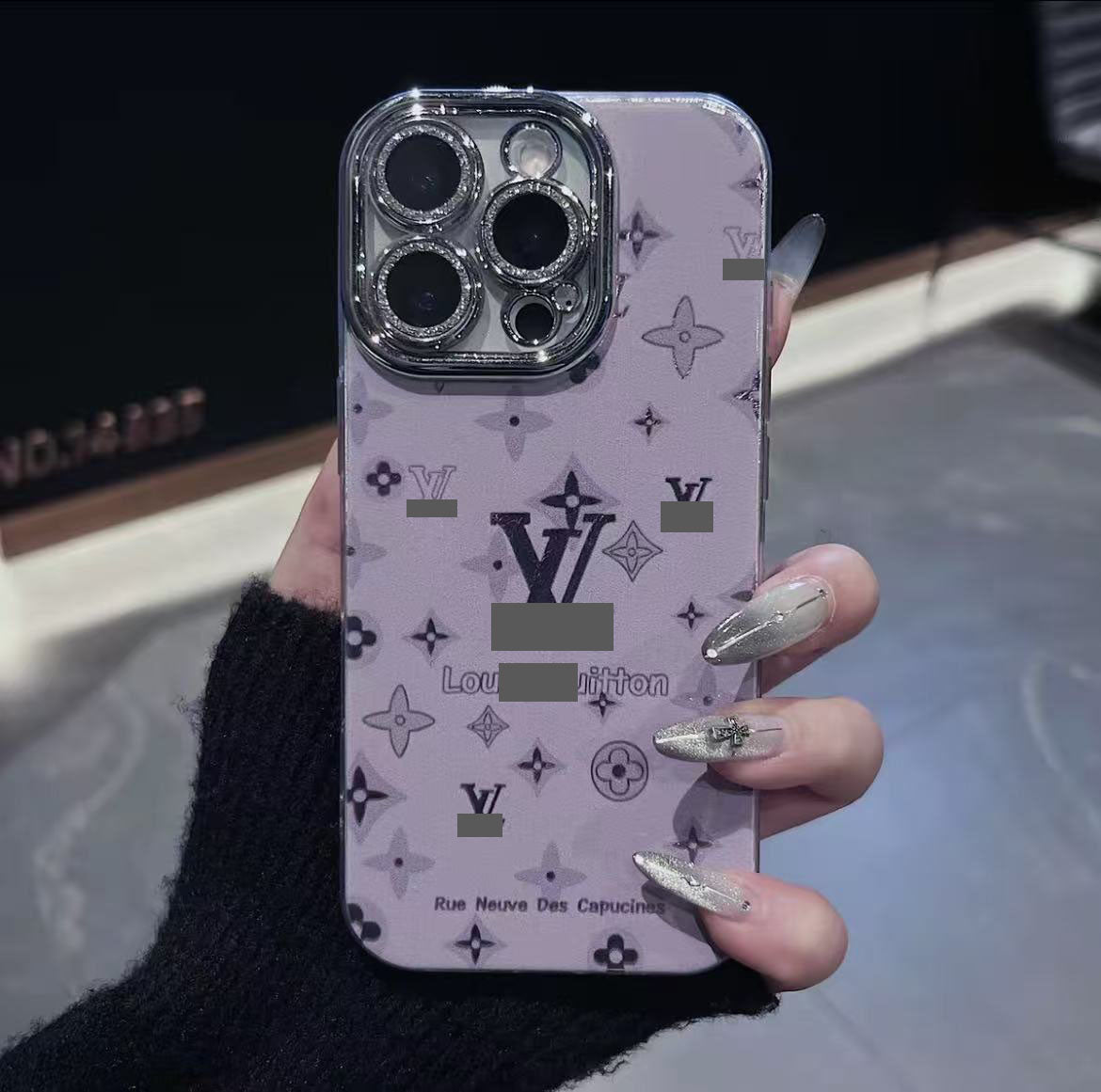 #61  スマホケース  プリント柄スマホケース   耐衝撃・防振性能に優れ、iPhone12-17 に対応