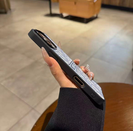 #22  スマホケース  高級感  耐衝撃・防振性能に優れ、iPhone12~17 に対応