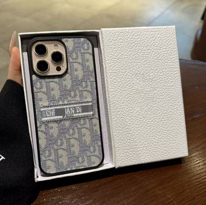 #22  スマホケース  高級感  耐衝撃・防振性能に優れ、iPhone12~17 に対応