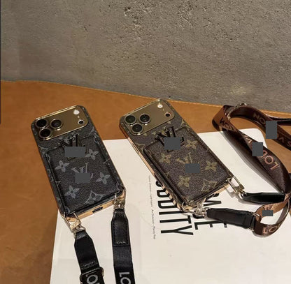 #411  スマホケース    高級感メッキ加工  カード入れ付き ストラップ付き   耐衝撃・防振性能に優れ、iPhone に対応
