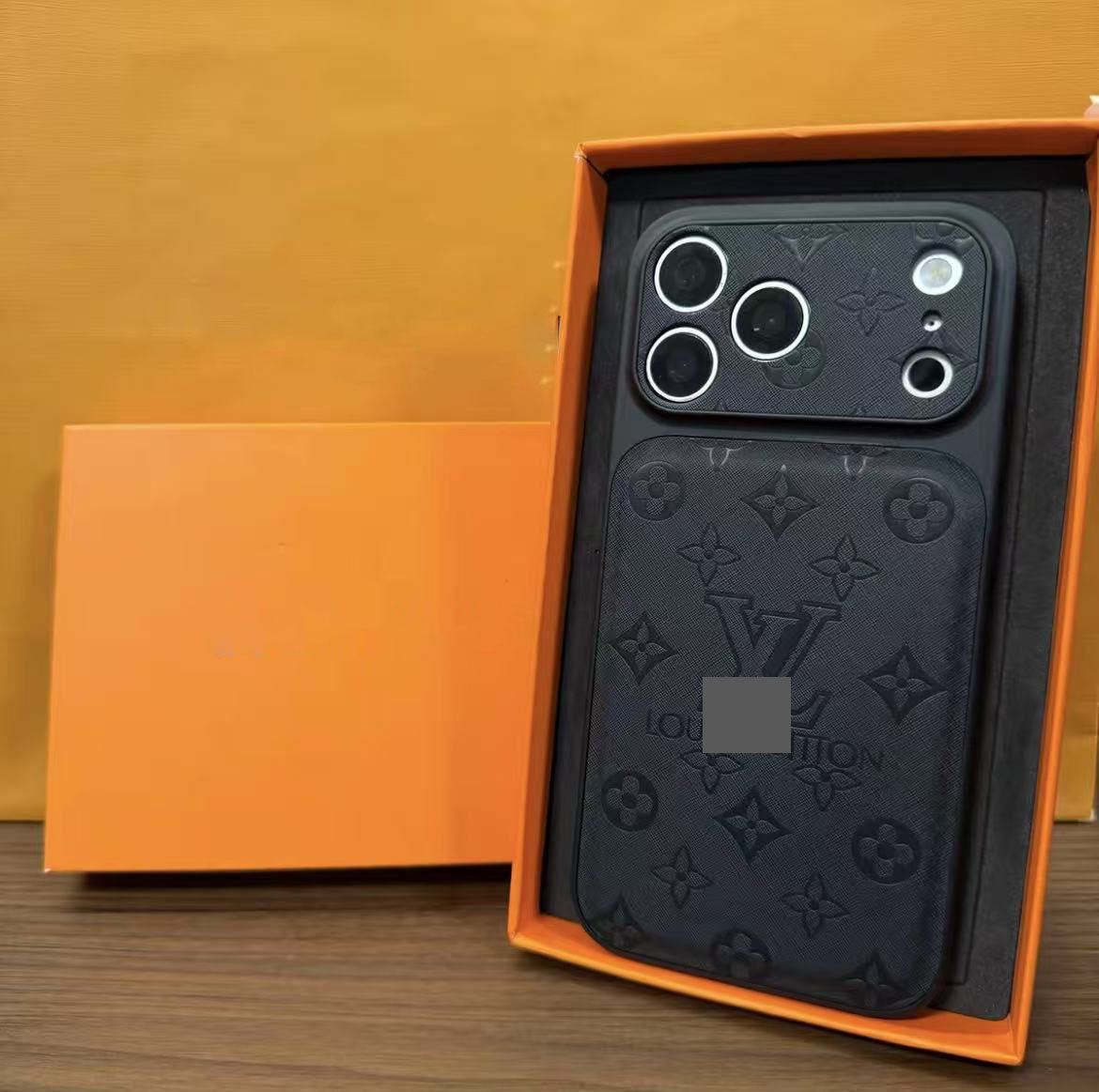 #25  スマホケース  高級感  耐衝撃・防振性能に優れ、iPhone13~17 に対応