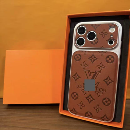 #25  スマホケース  高級感  耐衝撃・防振性能に優れ、iPhone13~17 に対応