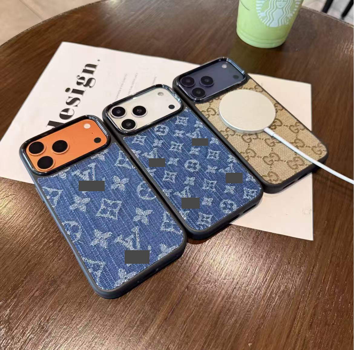 #201  スマホケース  デニム刺繍 マグネットスマホケース    耐衝撃・防振性能に優れ、iPhone14-17 に対応