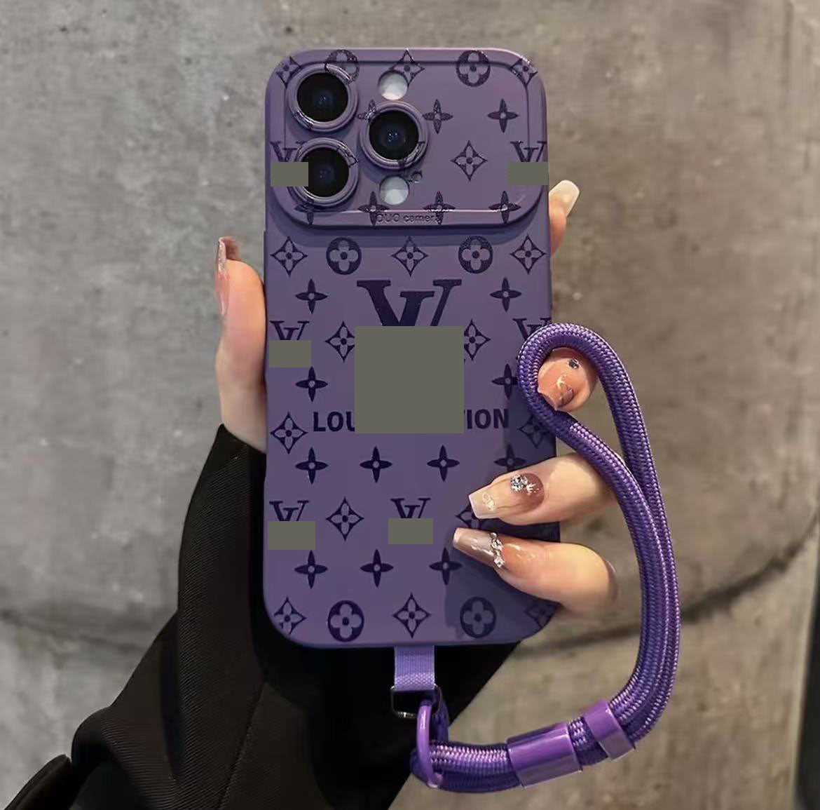 #01 -1  スマホケース  ストラップ付き  耐衝撃・防振性能に優れ、iPhone12~17 に対応