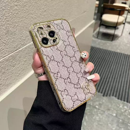 #217  スマホケース    耐衝撃・防振性能に優れ  iPhone に対応